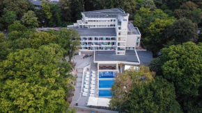 Гостиница Ariana Hotel  Китен